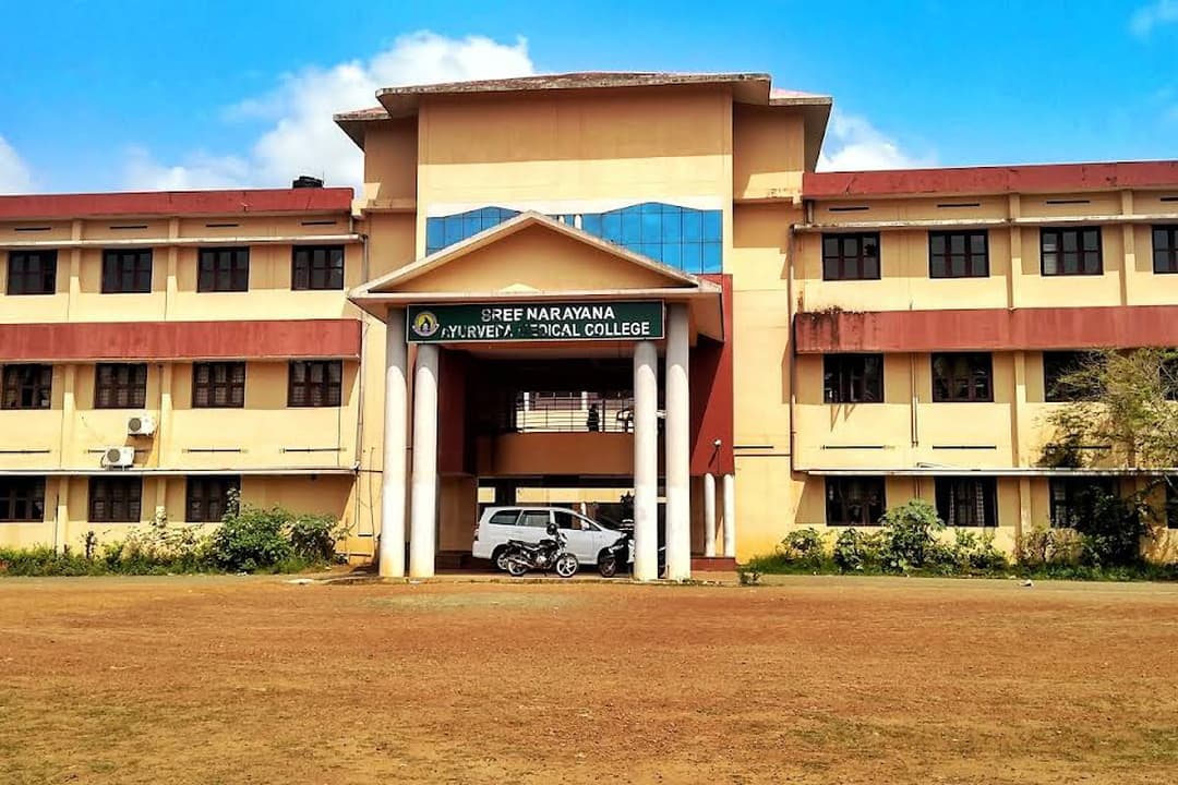 Sree Narayana Institute of Ayurvedic Studies and Research-image