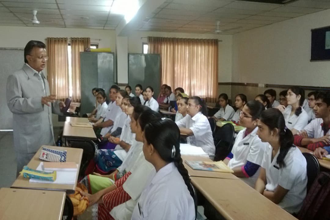 Khyati College of Physiotherapy-image