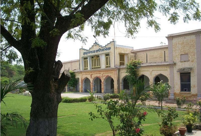 Guru Nanak College-image
