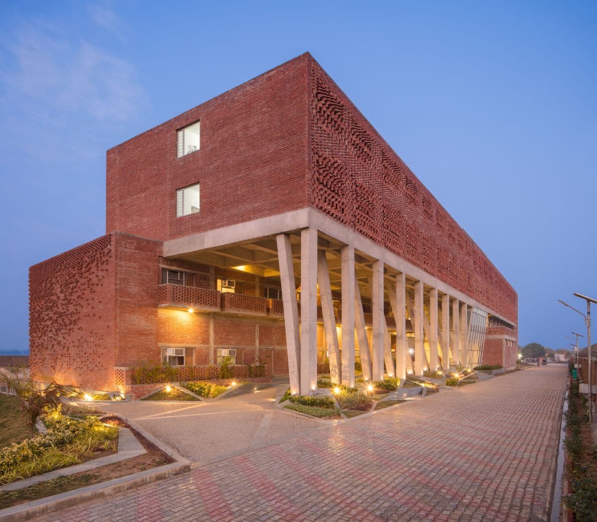 St. Andrews Institute of Technology and Management-gallery-image-3