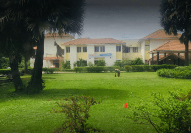 Ahalia School of Pharmacy-image