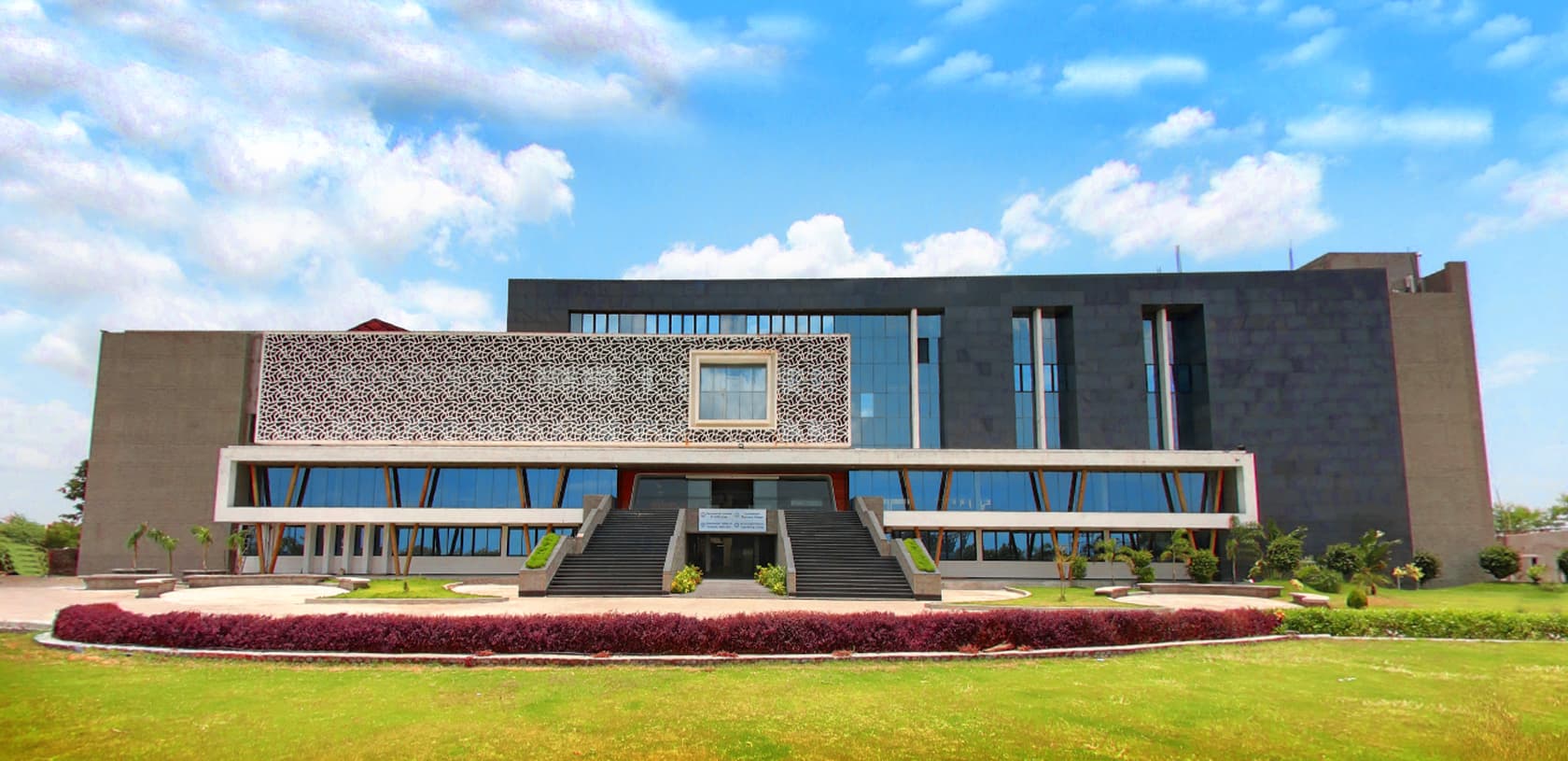 Gyanmanjari Institute of Technology-image