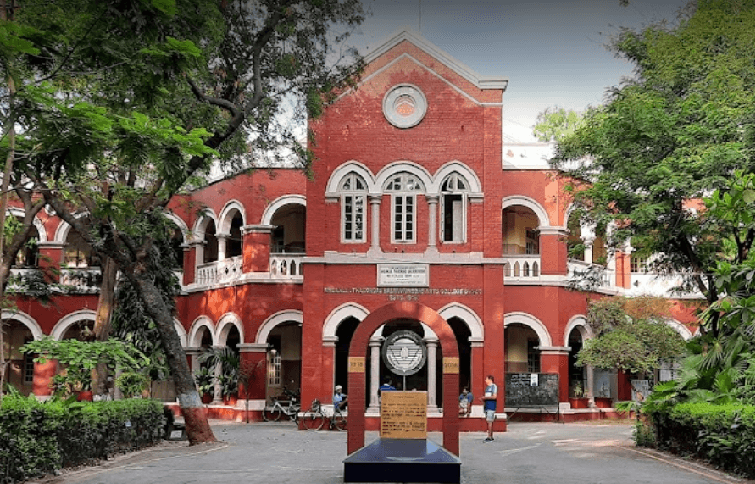 The Maganlal Thakordas Balmukunddas Arts College-image