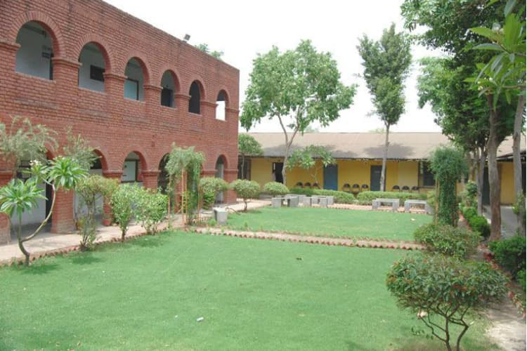 Maharshi Valmiki College of Education-image