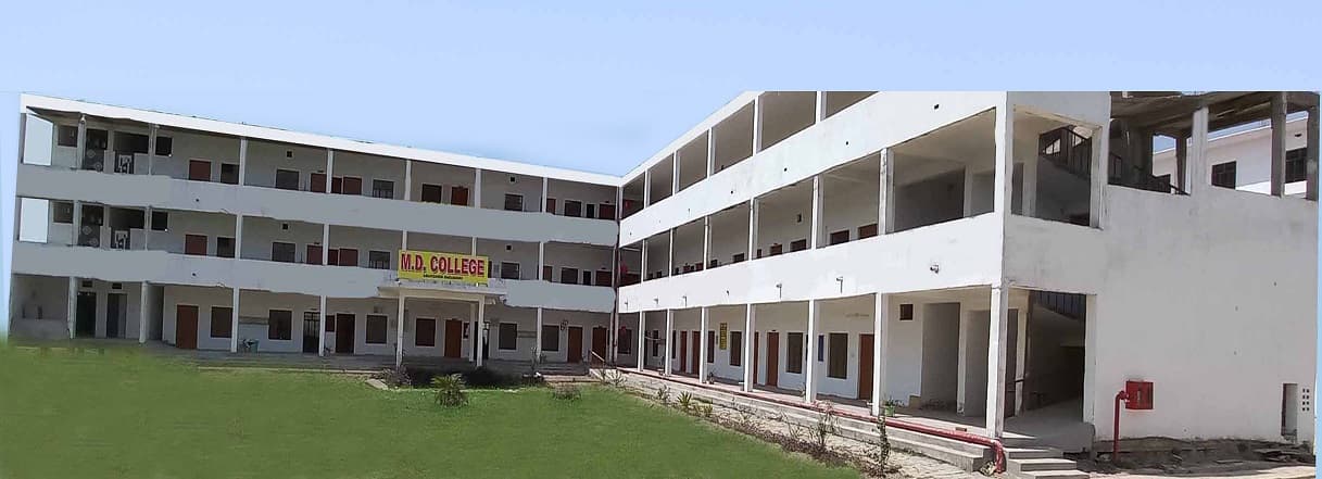 MD College Group-image