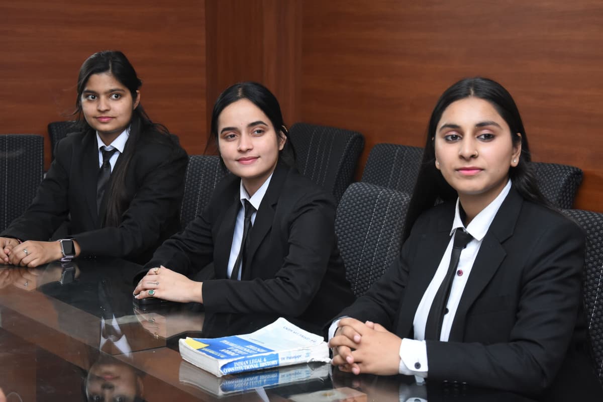 Biyani Law College-gallery-image-3