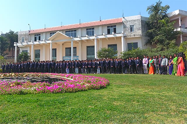 Devsthali Vidyapeeth-image