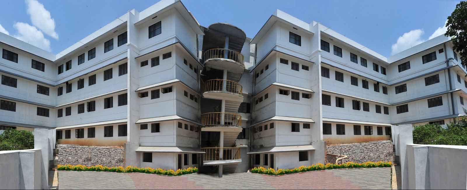 Vinayaka College and School of Nursing-image