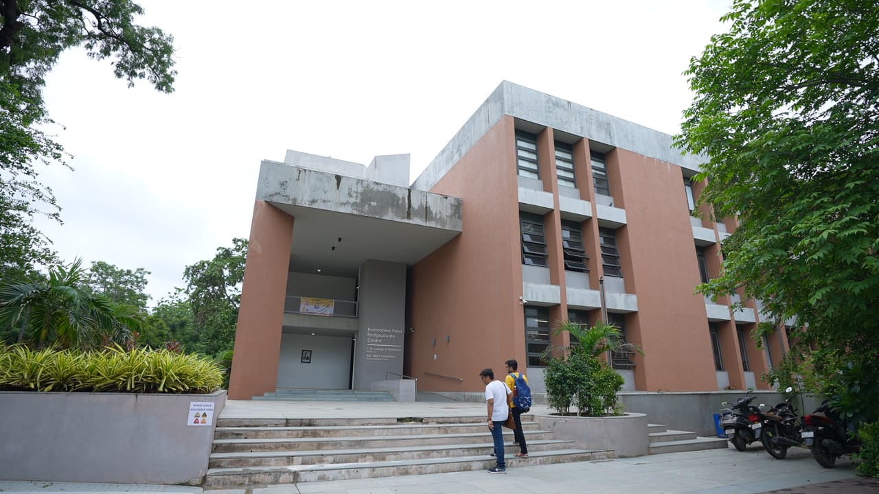 Lallubhai Motilal College of Pharmacy-image