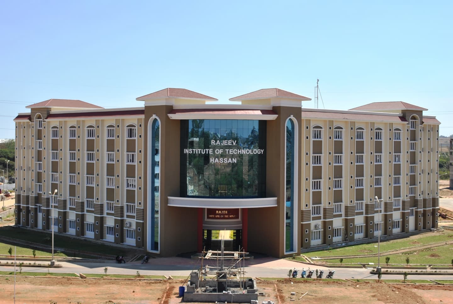 Rajeev Institute of Technology-image