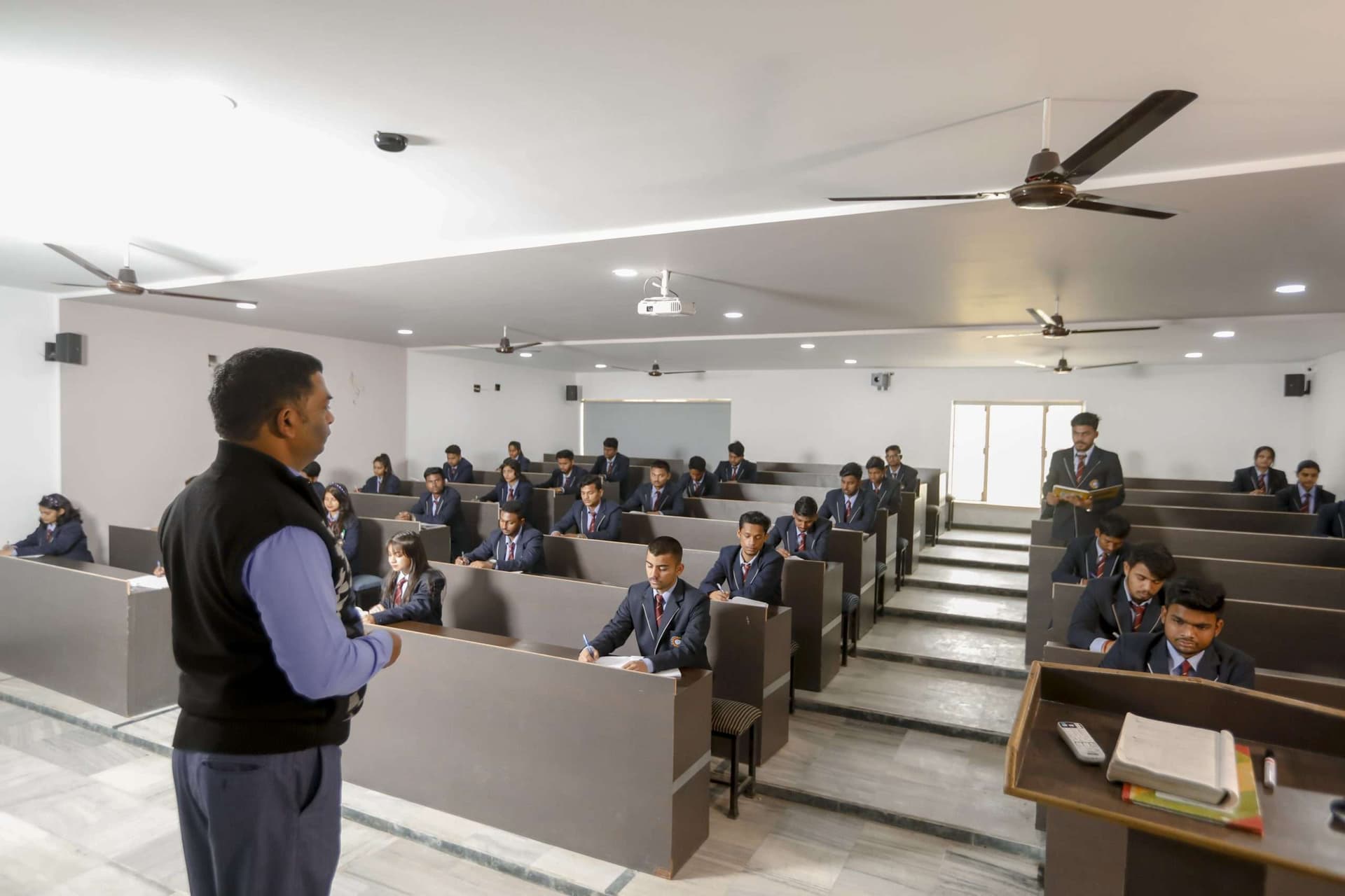 Shivalik Institute of Professional Studies-image