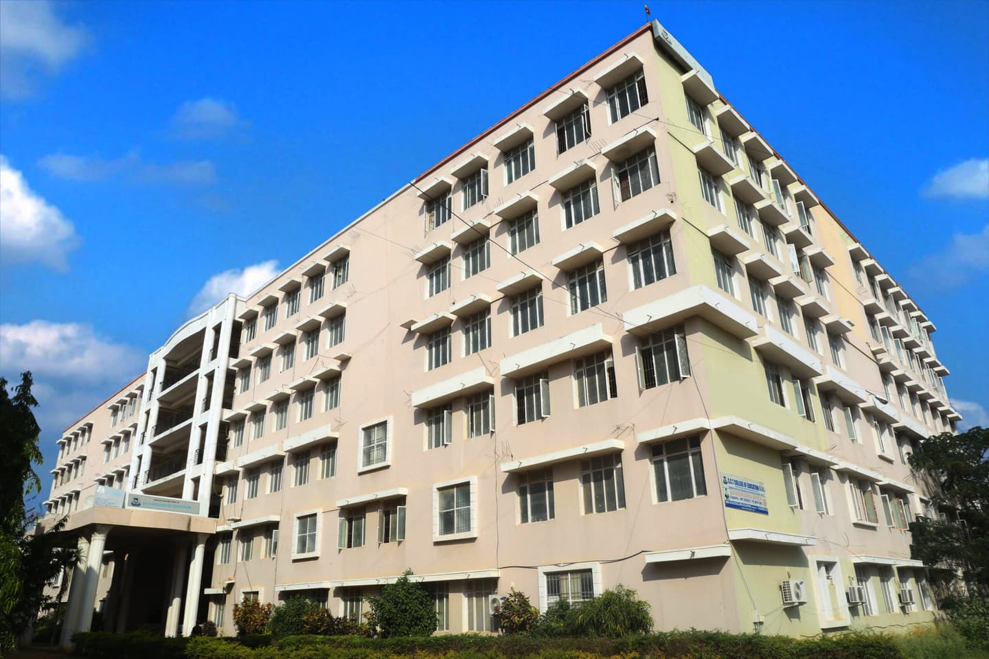 SCT Institute of Technology-image