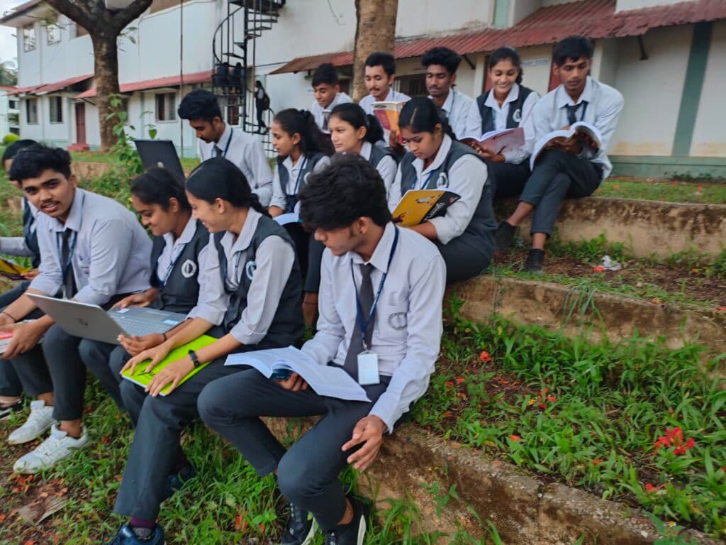 Cauvery College-image