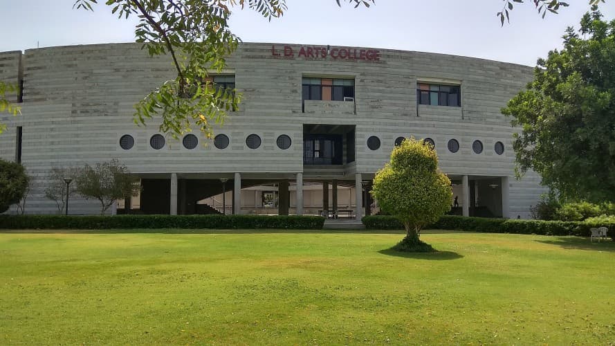 L. D. Arts College-image