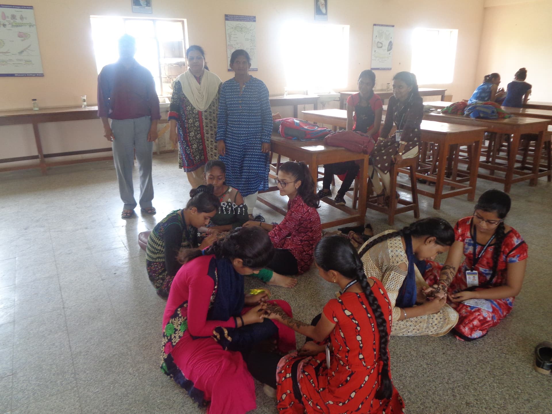 BVB Kheda College-image