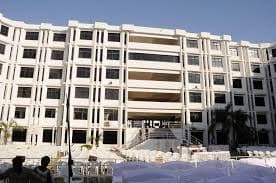 LJ College of Commerce