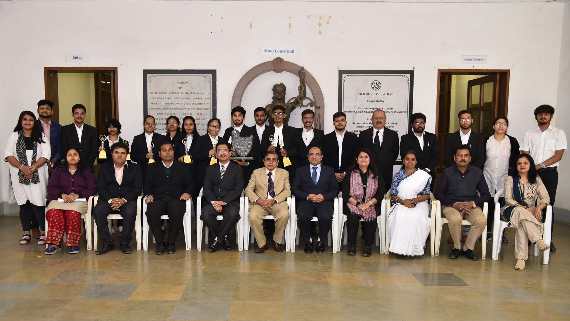 L.A. Shah Law College-image