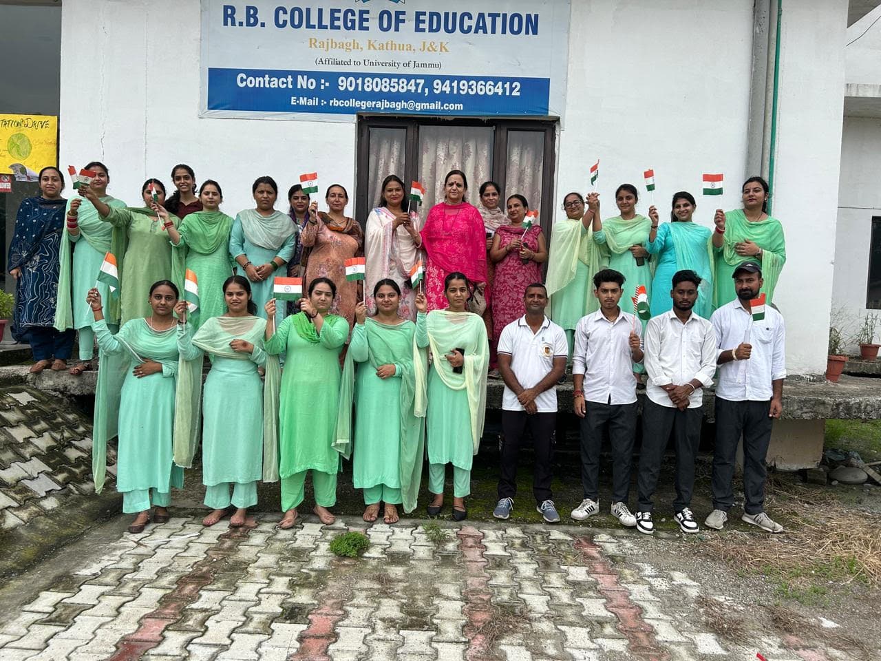 RS College of Education-image