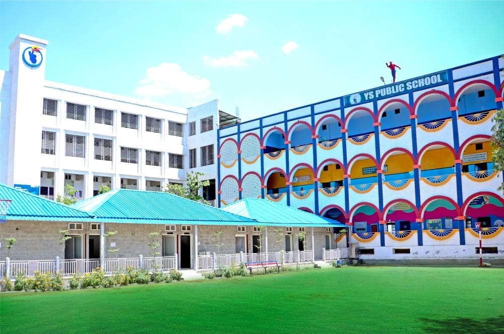 Young Scholars College-gallery-image-2