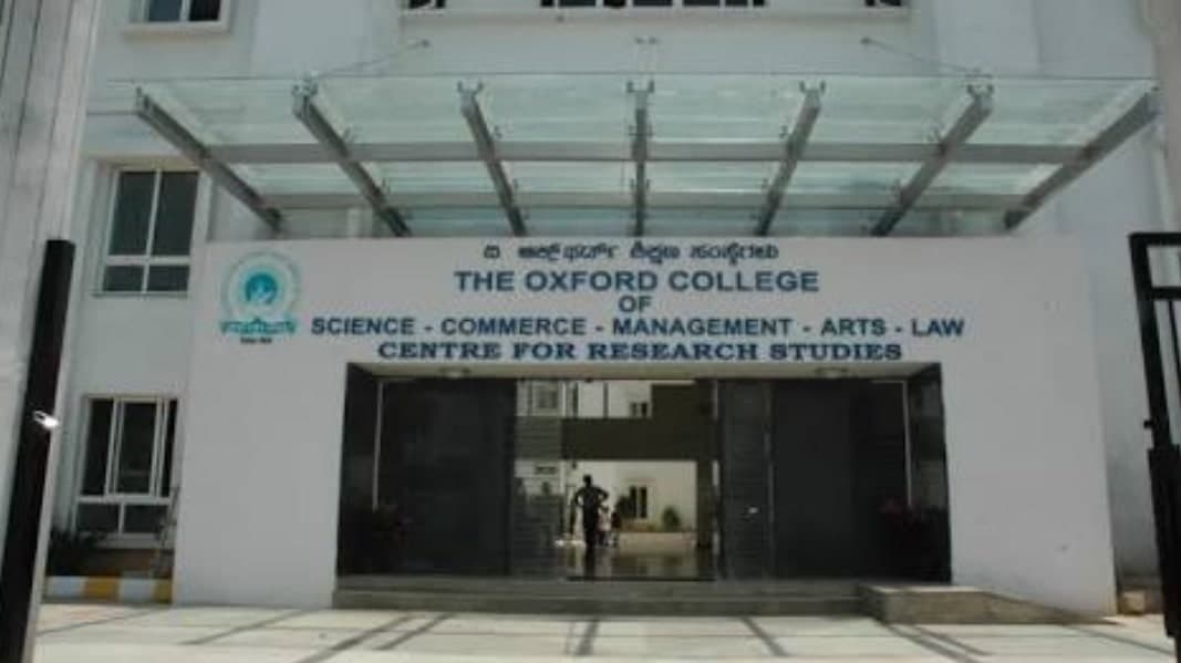 The Oxford College of Arts-logo