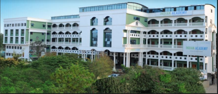 Indian Academy Evening College-logo