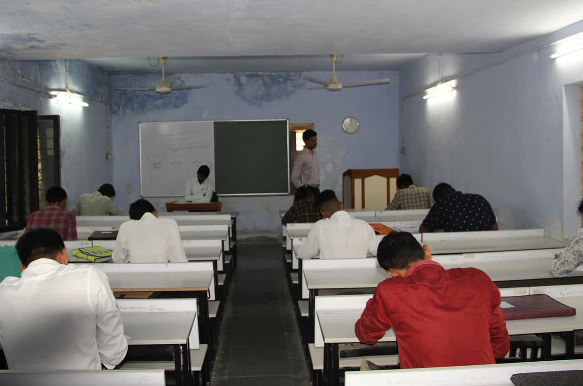 Noble Polytechnic in Animal Husbandry-image