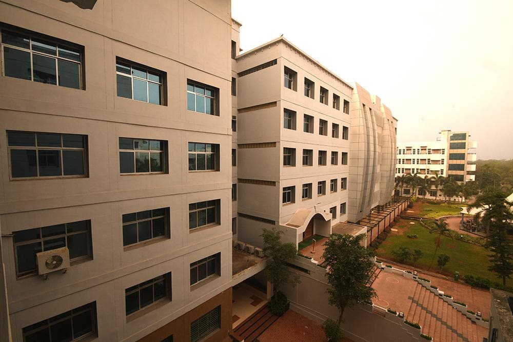 Mahila Arts and Commerce College-image
