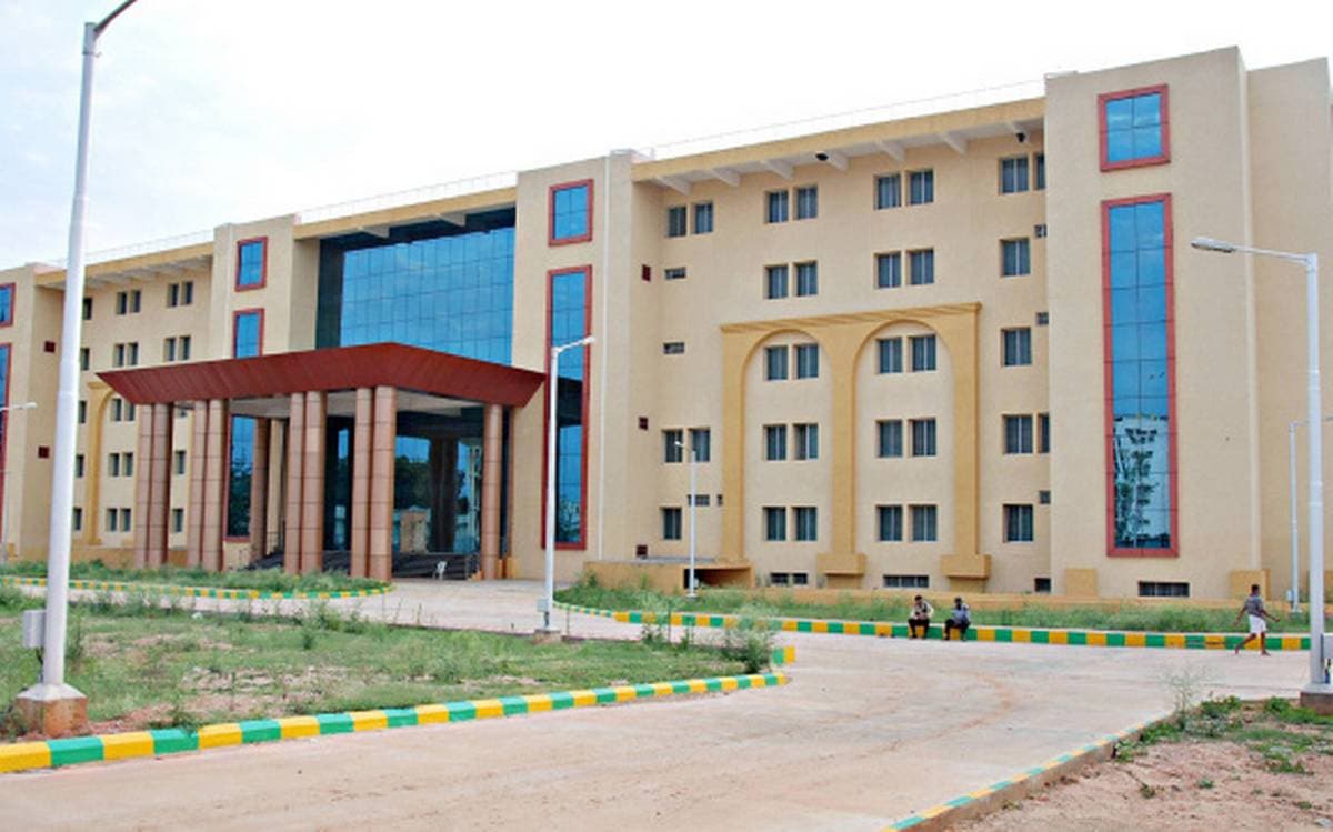 Hassan Institute of Medical Sciences-gallery-image-3