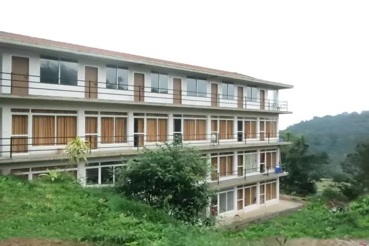 Coorg Institute of Dental Sciences-image