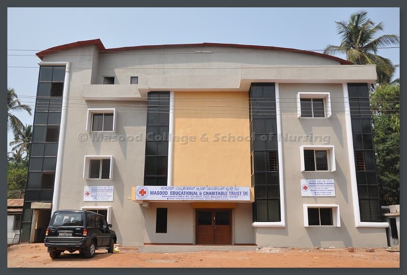 Masood College of Nursing-image