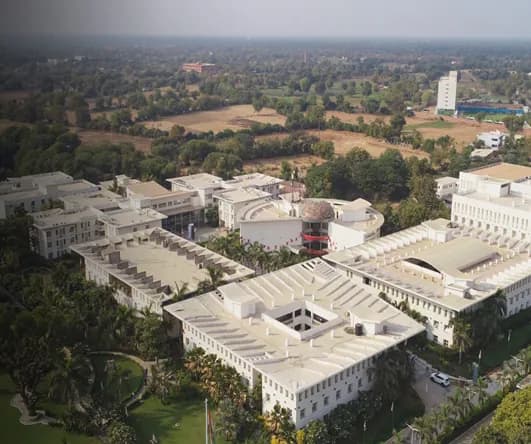 Karnavati University-image