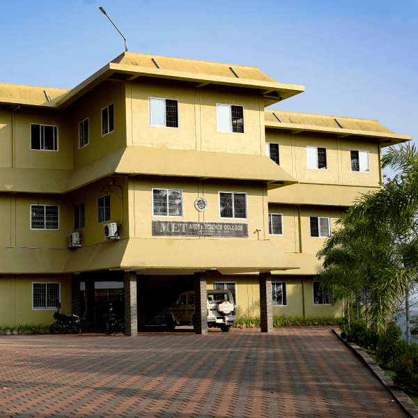MET Arts and Science College Nadapuram-image