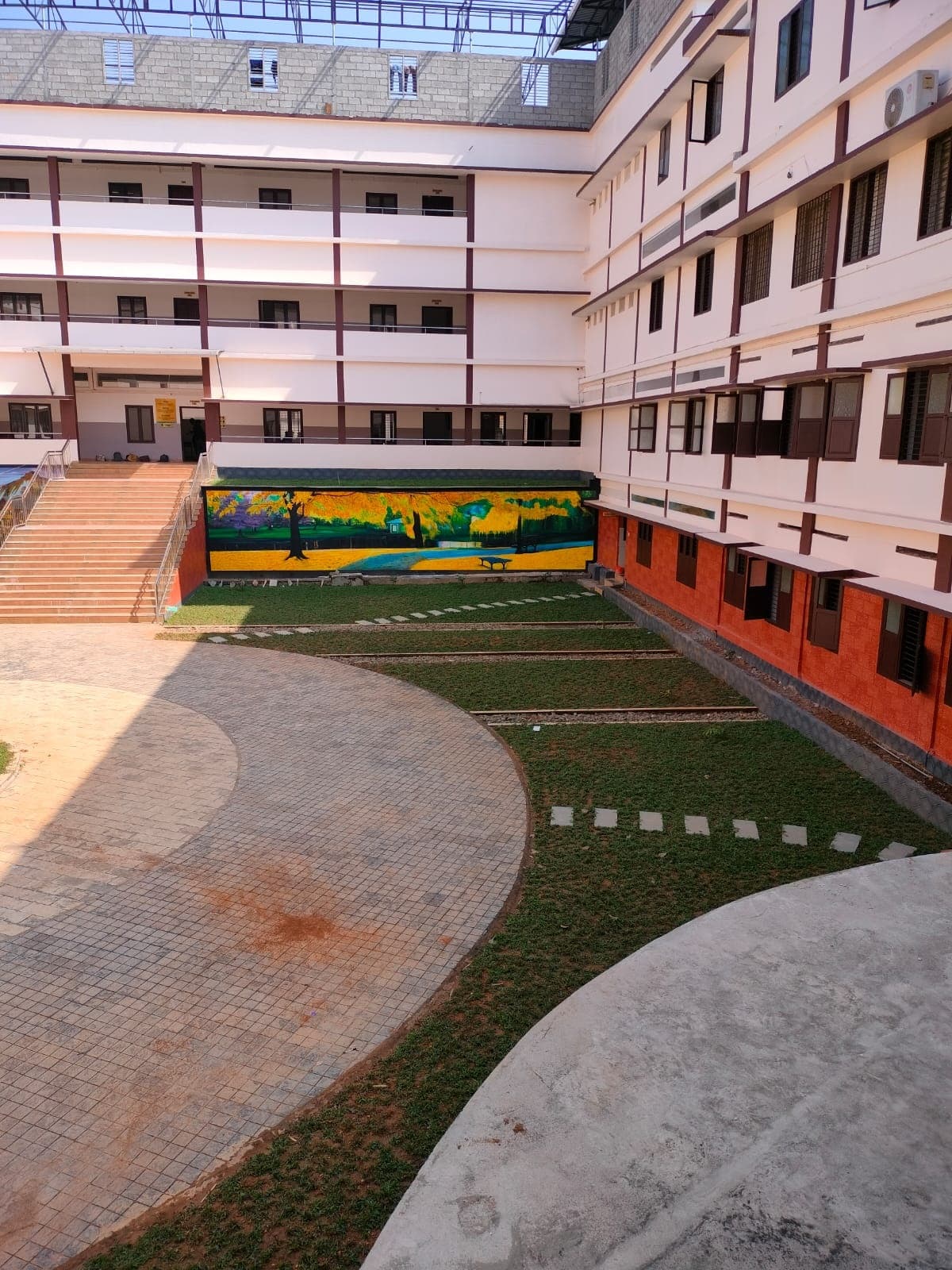 MAMO College-gallery-image-4