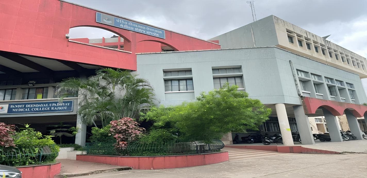 Pandit Deendayal Upadhyay Medical College-image