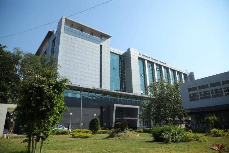 ESIC MC&PGI Bengaluru-gallery-image-2