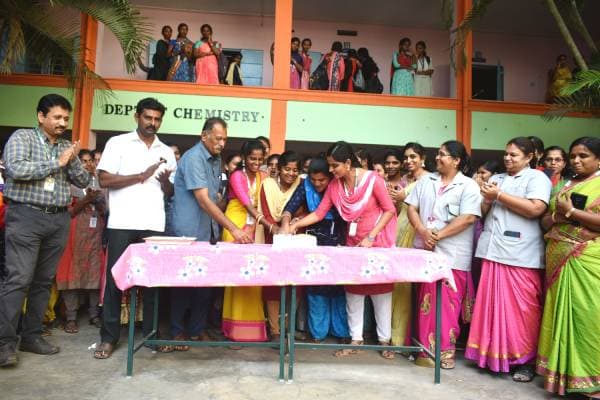 Padmavani College for Women-gallery-image-0