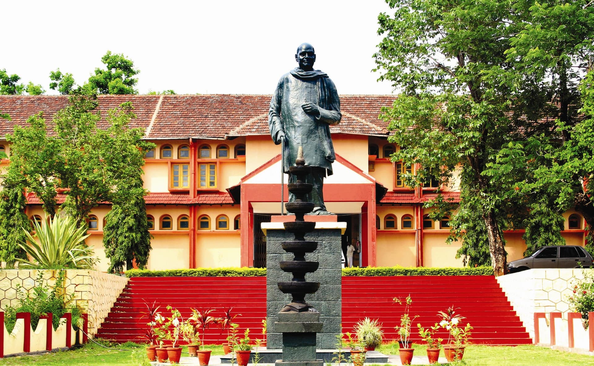 Kerala Kalamandalam – Deemed to be University for Art & Culture-image