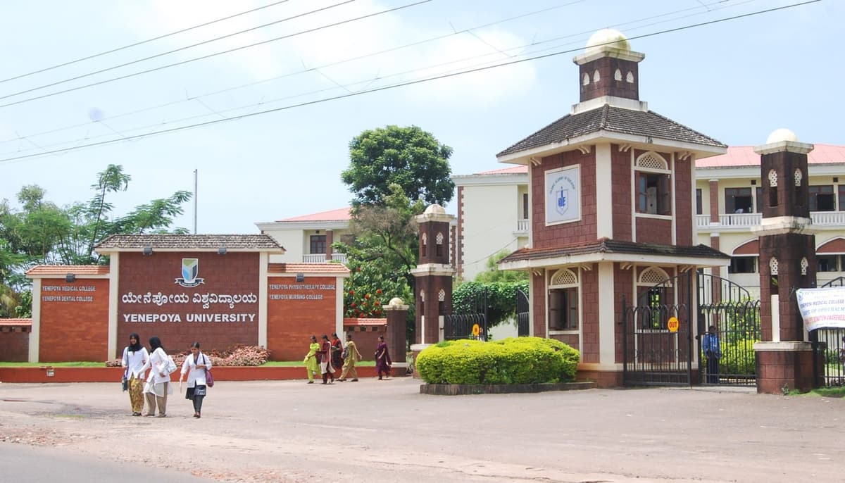 THE YENEPOYA COLLEGE-gallery-image-0