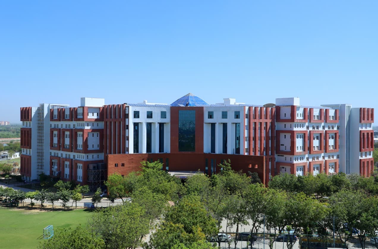 Poornima University-image