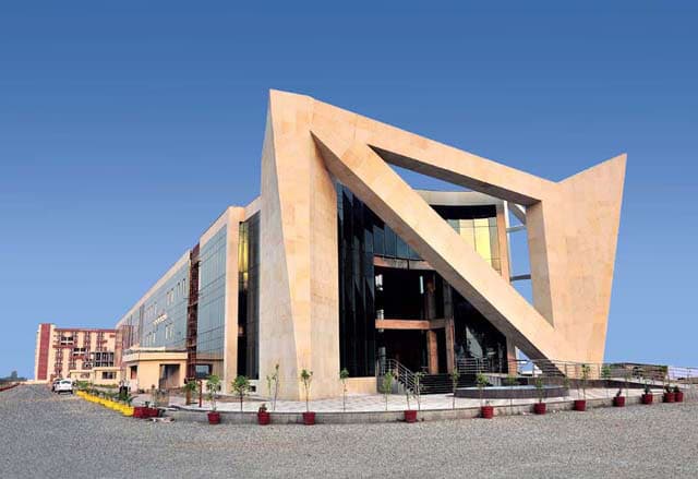 DAV University-gallery-image-2