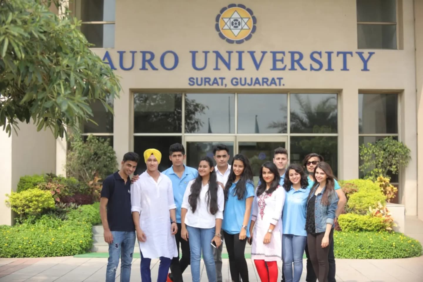 Auro University-image