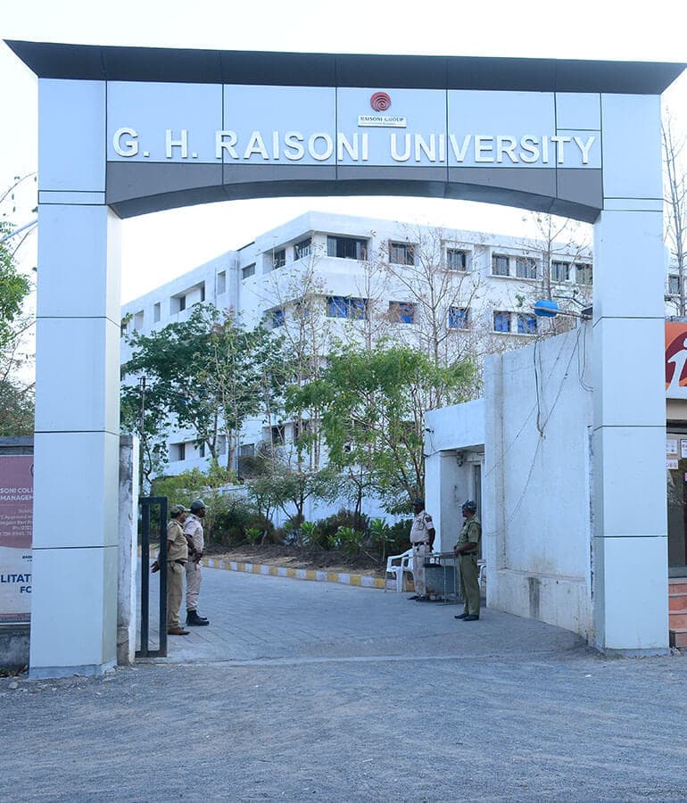 G H Raisoni University-image