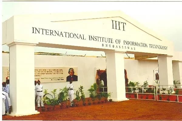IIIT-Bh-gallery-image-0