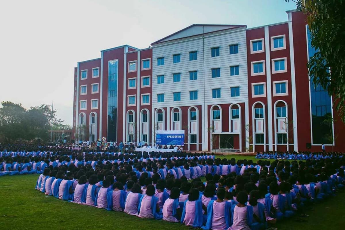 KISS University-image