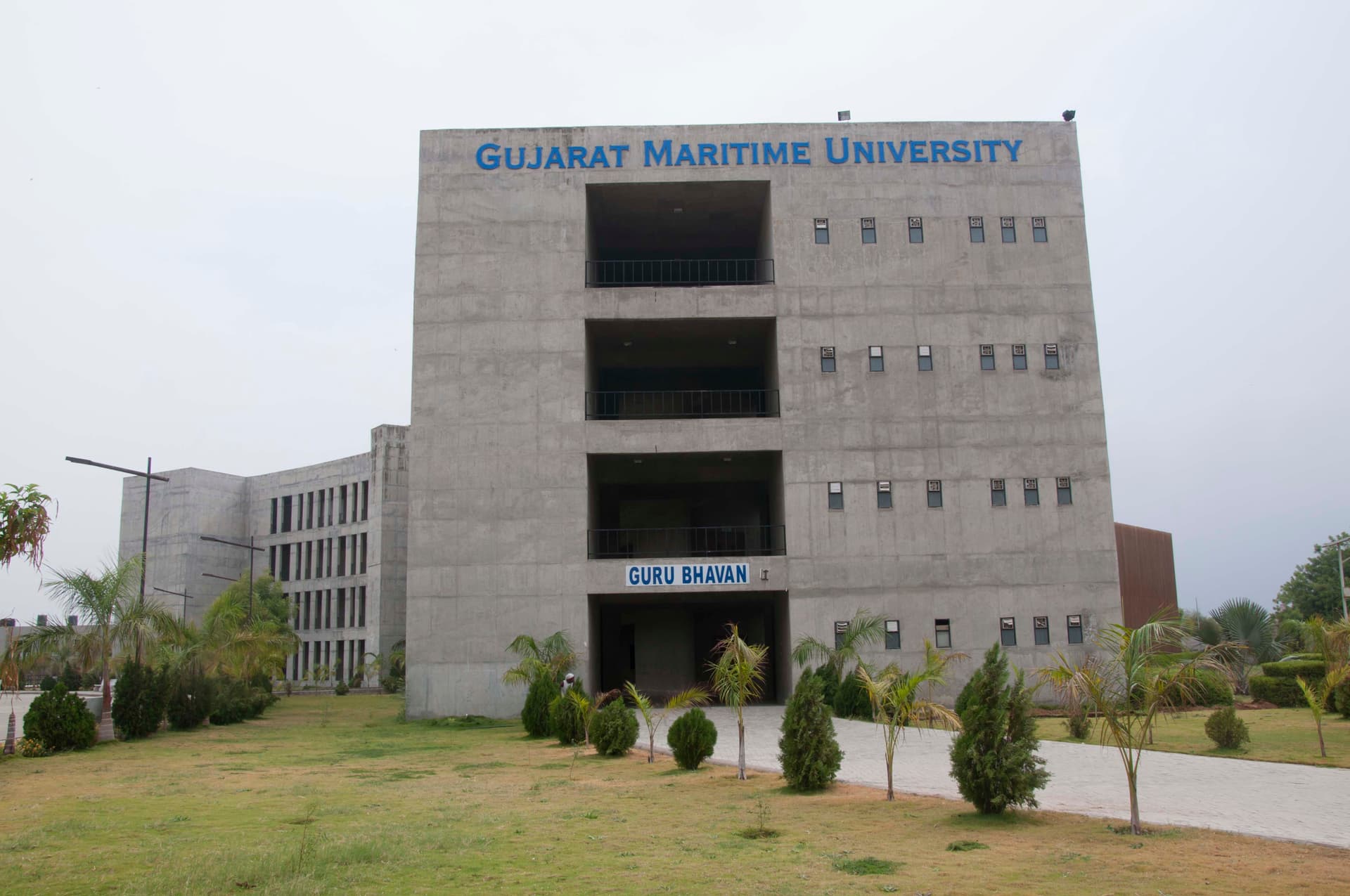 GMU Gandhinagar-image