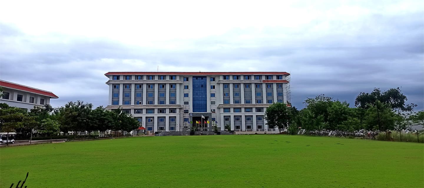 SVKM's Institute of Technology-image