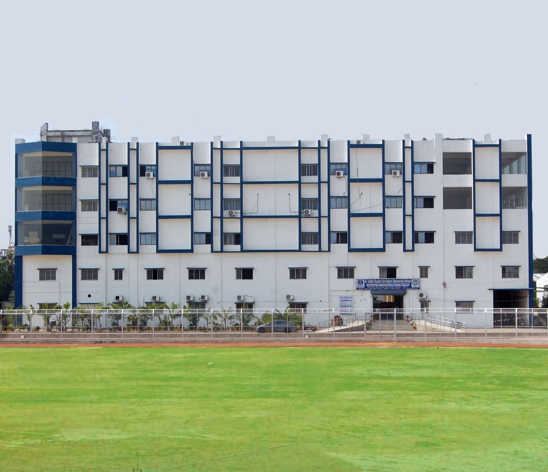 Dr. Sudhir Chandra Sur Degree Engineering College-image