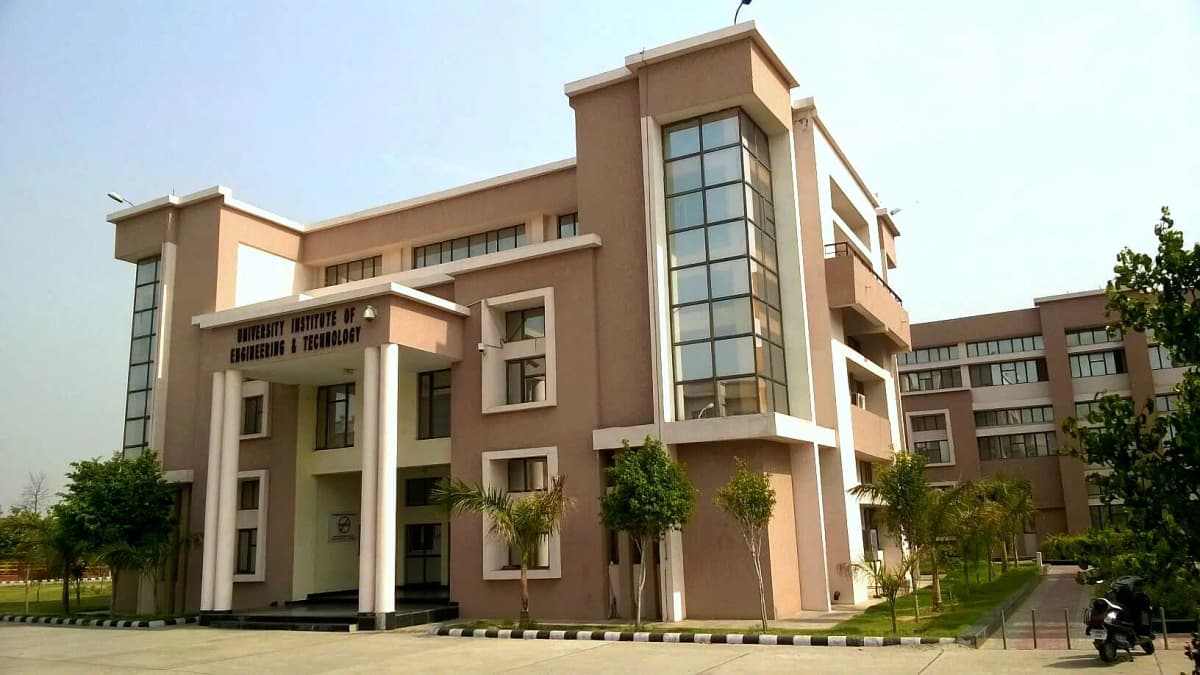 University Institute of Engineering and Technology, Maharshi Dayanand University-gallery-image-1