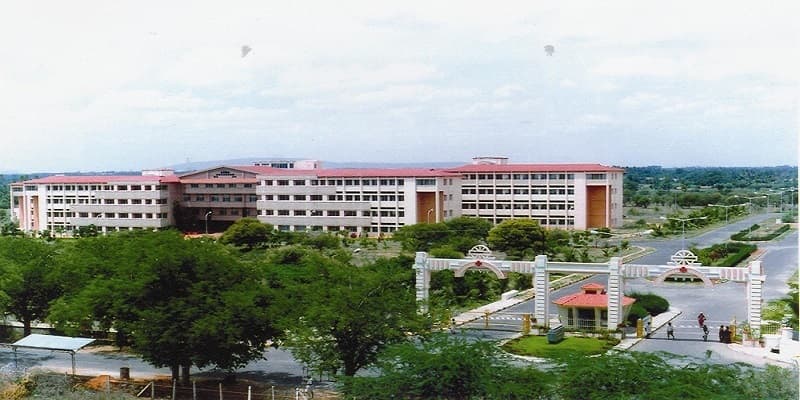 IRT Perundurai Medical College-gallery-image-0