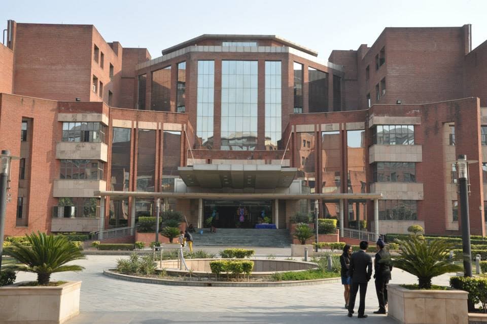 Amity Global Business School Noida-gallery-image-0
